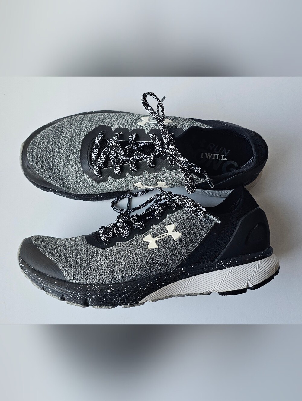 NEW Women's Under Armour Black & Gray Running Shoes- Size US 8